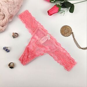 MEDIUM {Victoria's Secret} Lace Pink Thong